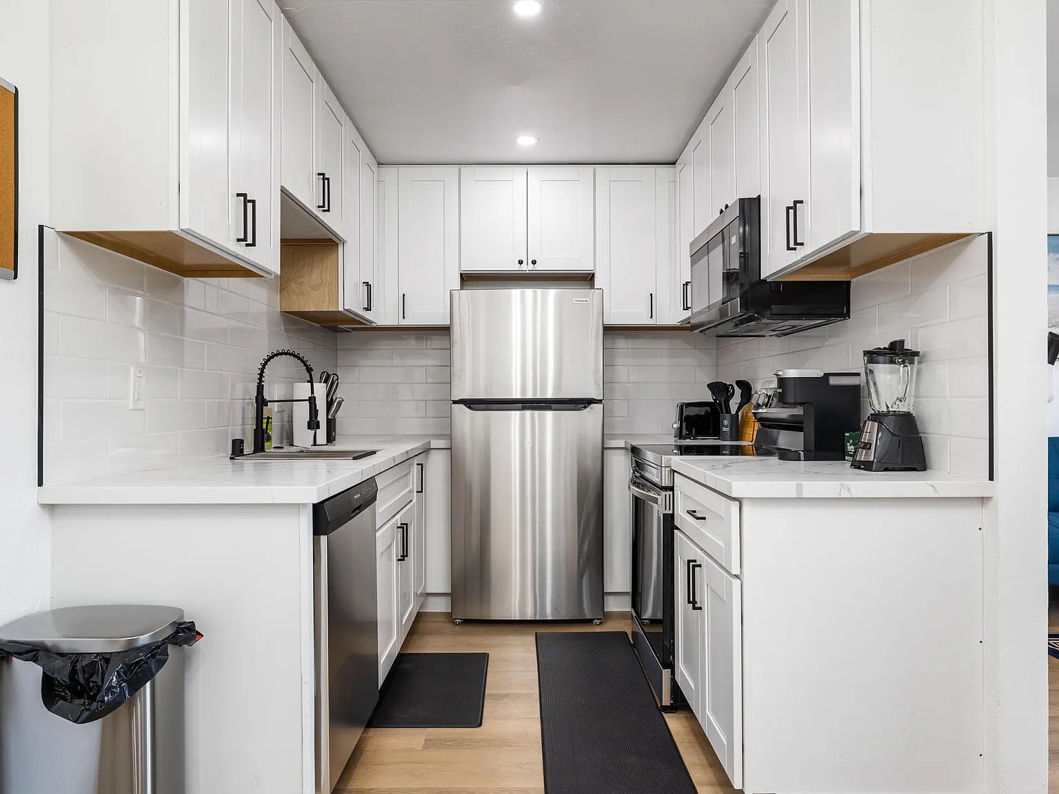 1 bed, 600 sqft, $2,495 — Photo 2