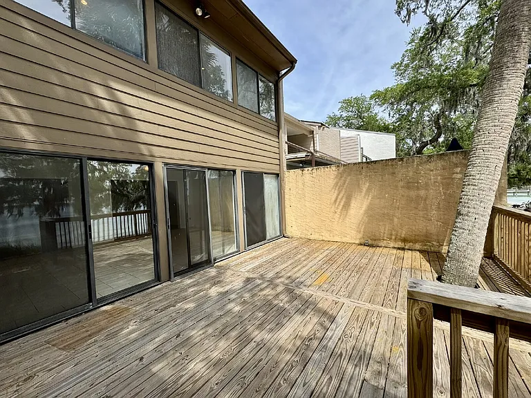 300 Cherry St #4 — Photo 18