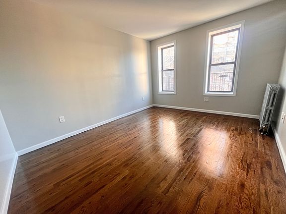 5th image of 546 W 180th St APT 54