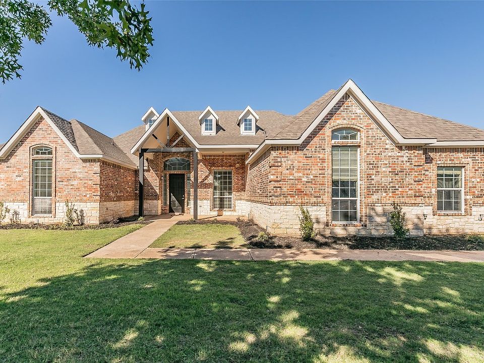 1006 Horse Creek Rd, Crowley, TX 76036 MLS 20466801 Zillow