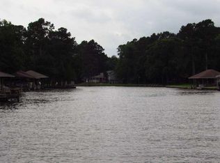 32 Westpoint Dr, Trinity, TX 75862