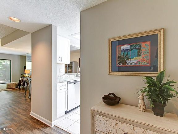 5th image of 8118 E Baymeadows Cir #24