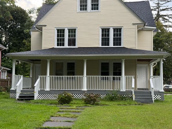 235-237 Ridgefield St #1