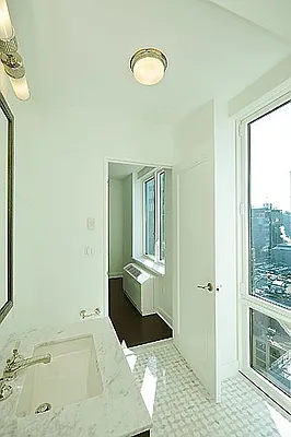 Rented by Manhattan Miami Real Estate | media 7