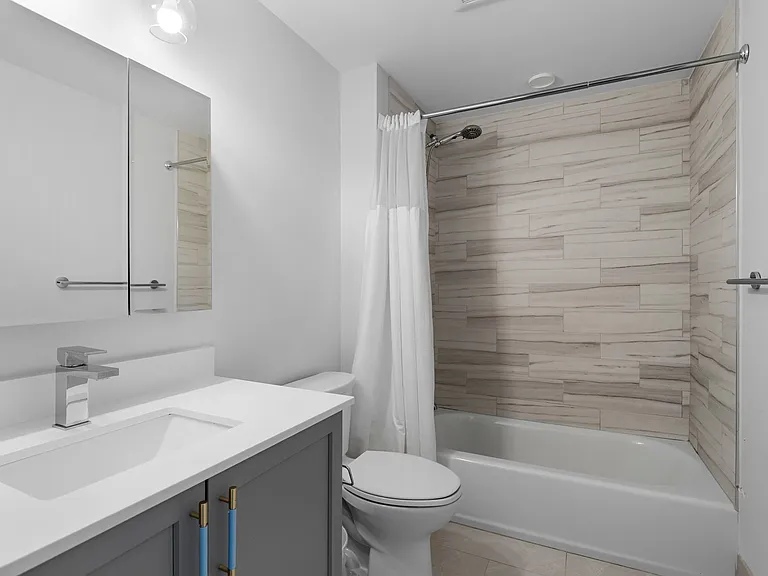 50 Hichborn St #506 — Photo 14