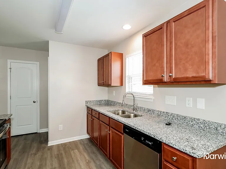 6505 Pennacook Dr — Photo 4