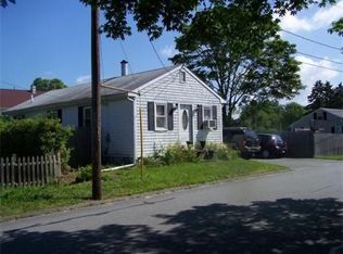 4 Oliver St, Fairhaven, MA 02719