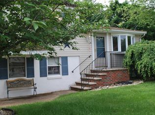 14 Borghaus Rd, Helmetta, NJ 08828