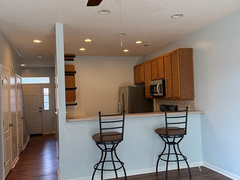 4407 Straight Arrow Rd — Photo 5
