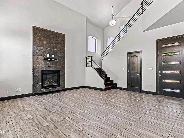12744 Midland Ct — Photo 31