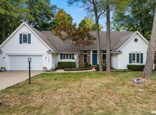 103 Windridge Dr, Washington, IL 61571