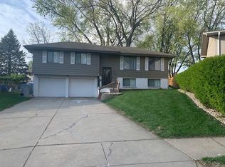 13105 Olive St, Omaha, NE 68138