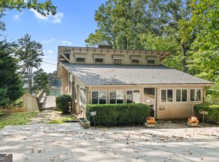 6442 Ford Rd, Flowery Branch, GA 30542