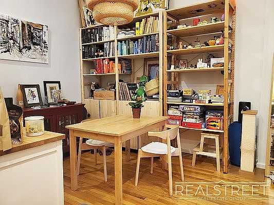 2nd image of 107 Joralemon St APT 2