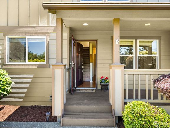 3rd image of 1706 81st Ave NE