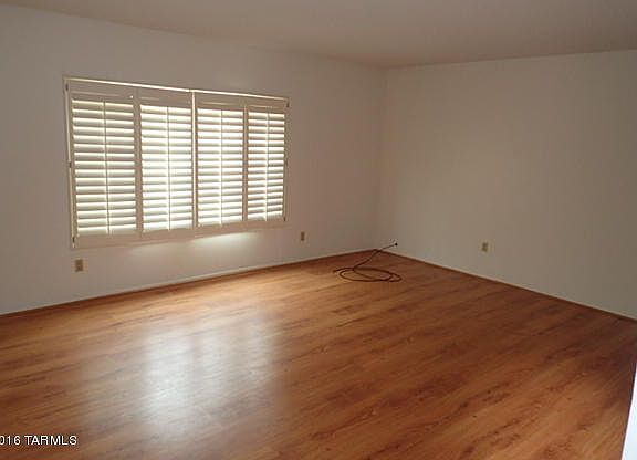 3rd image of 1401 W San Annetta Dr