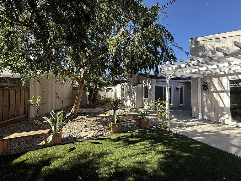 328 Flaming Oak Dr — Photo 26