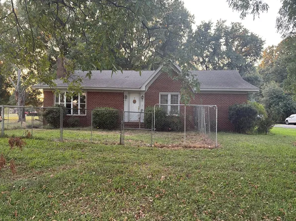 2315 Lakeshore Dr N, Lake Village, AR 71653