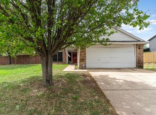 236 Sunset Dr, Glenn Heights, TX 75154
