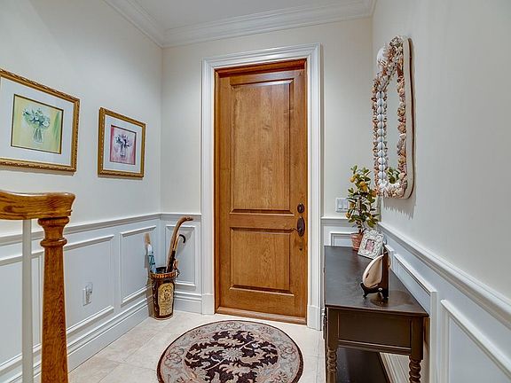 3rd image of 4118 Silver Palm Dr