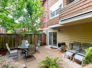 3656 Francis Ave N #B, Seattle, WA 98103