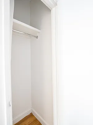 Rented by City Connections Realty | media 14