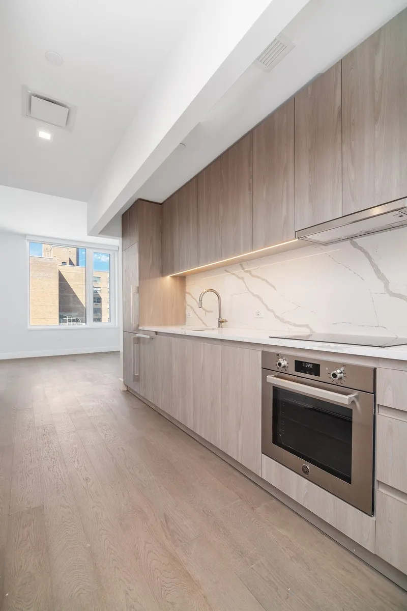 200 East 23rd Street #5B in Gramercy Park, Manhattan | StreetEasy
