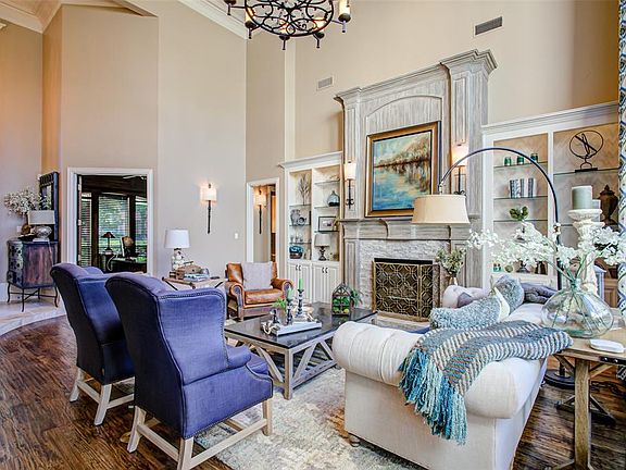 5th image of 225 Creekway Bnd