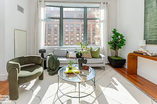 120 Greenwich St #11D Photo 1 120 Greenwich St #11D Photo 1