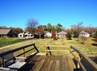 151 Rueda Encina St, Gun Barrel City, TX 75156