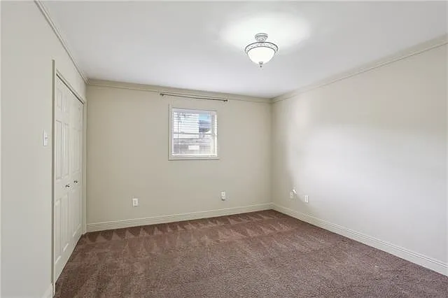 6870 Argonne Blvd — Photo 11