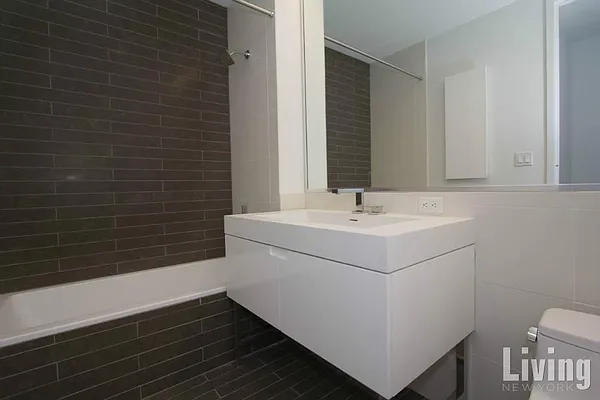 Rented by Living New York | media 31