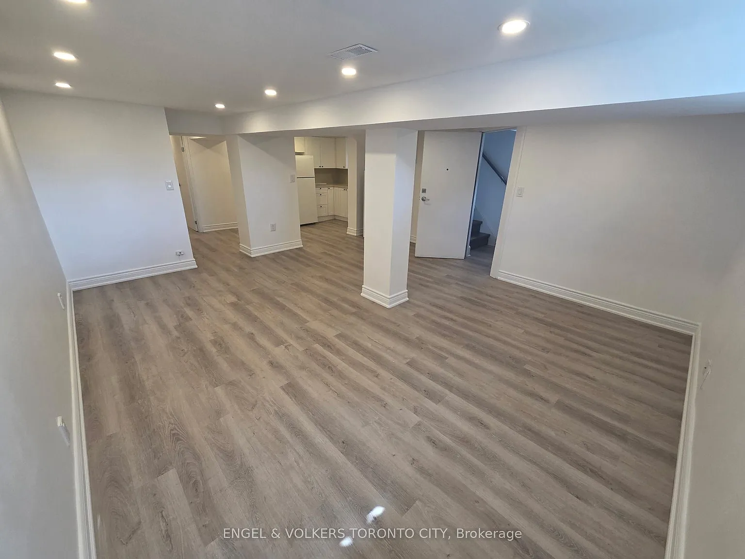 2 bed, $1,750 — Photo 4