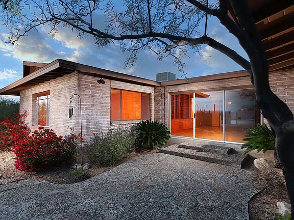 4th image of 6661 N Montezuma Dr