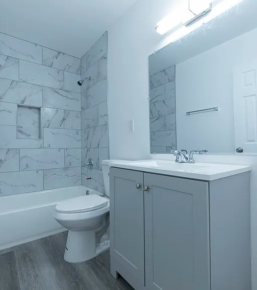 5476 Linden Ave #6 — Photo 7