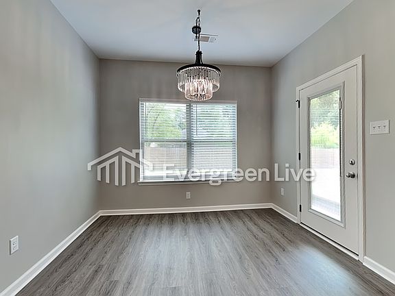 5th image of 4545 Western Woods Dr