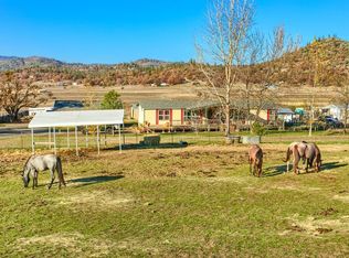 3298 Dodge Rd, White city, OR 97503