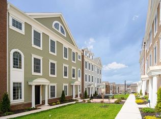 157 Roosevelt Dr, Wood Ridge, NJ 07075