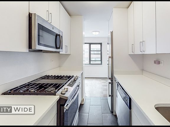 5th image of 405 E 56th St #9G*