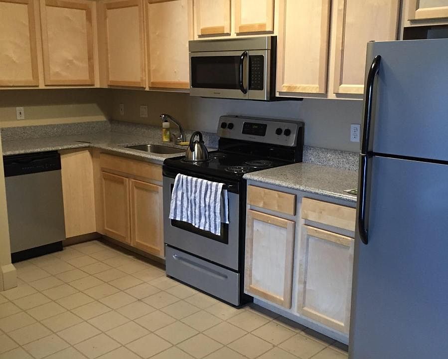 1st image of 20 E Central Pkwy APT 52