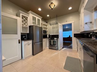 808 N Sheridan Ave, Tacoma, WA 98403