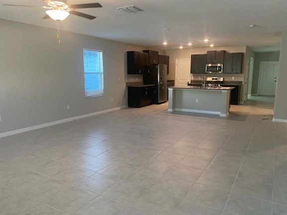 4th image of 5426 Amaryllis Garden St