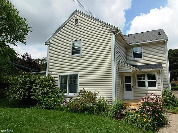 3rd image of 2333 Sheffield Dr