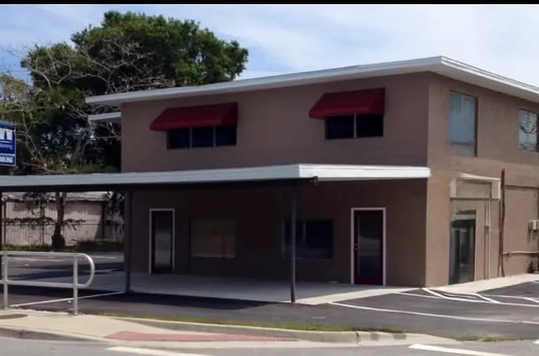 817 Honore Ave — Photo 1