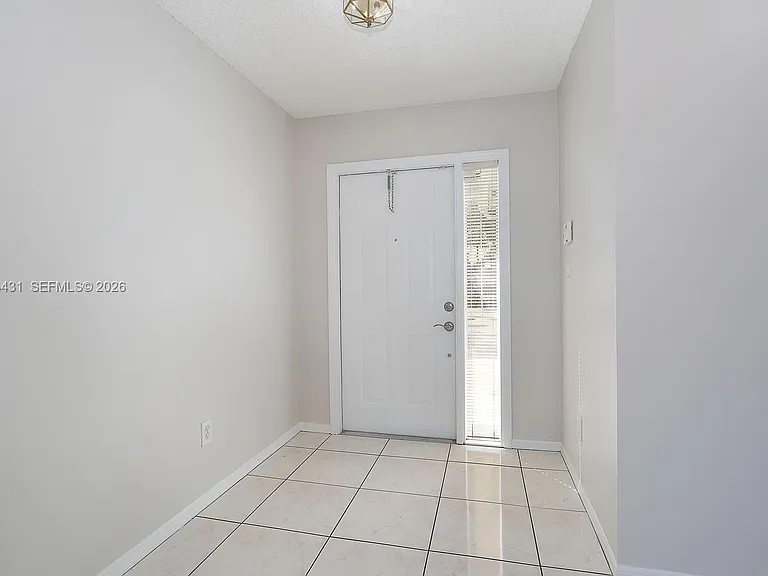 12357 SW 144th Ter — Photo 3