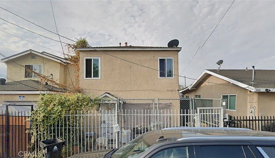 1st image of 1462 E 98th St