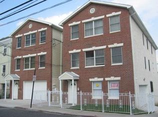 82 Tuers Ave, Jersey City, NJ 07306
