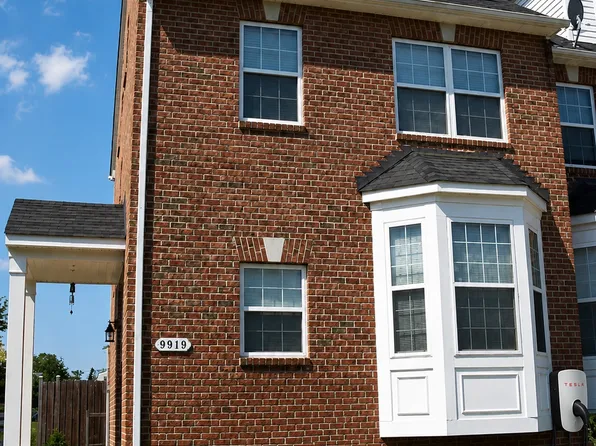9919 Robstown Pl, Waldorf, MD 20603