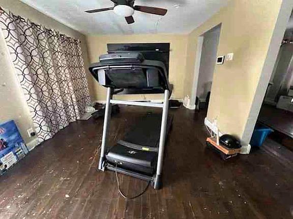 5th image of 9632 S Dobson Ave