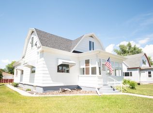 725 Ohio St, Chinook, MT 59523